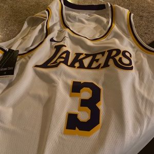 Anthony Davis white laker jersey